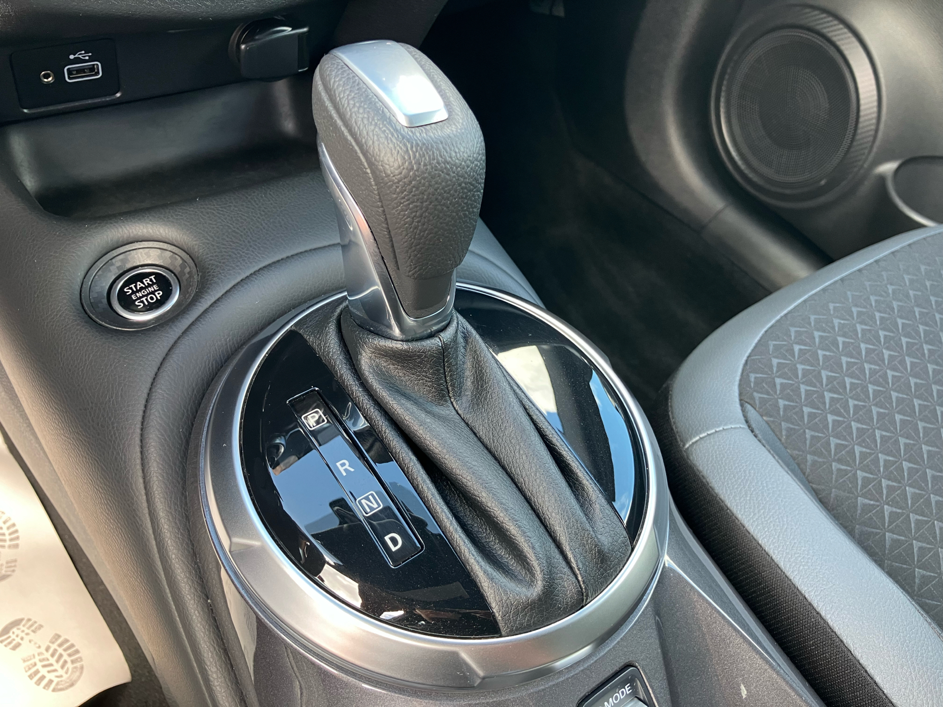 Billede af Nissan Juke 1,0 Dig-T N-Connecta DCT 114HK 5d 7g Aut.