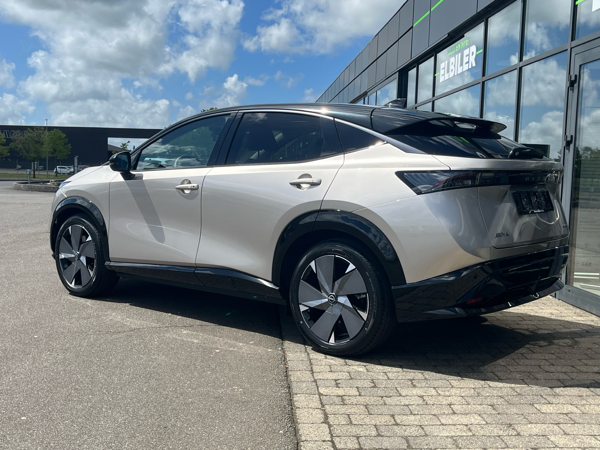 Billede af Nissan Ariya EL Evolve e-4orce 301HK 5d Aut.
