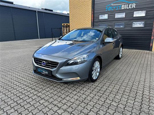Volvo V40 1,6 D2 DRIVe-E Kinetic 115HK 5d 6g