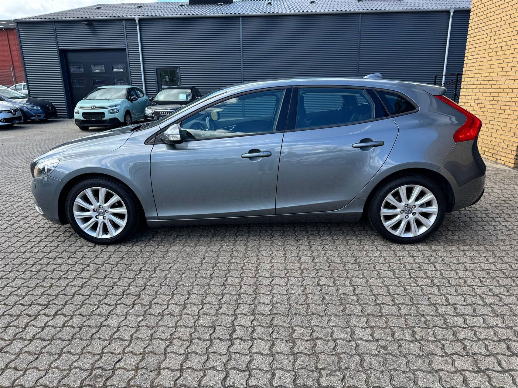 Billede af Volvo V40 1,6 D2 DRIVe-E Kinetic 115HK 5d 6g