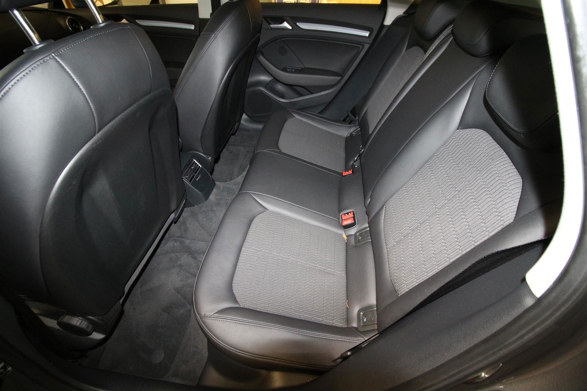 Billede af Audi A3 Sportback 2,0 TDI DPF Ambiente S Tronic 150HK 5d Aut.