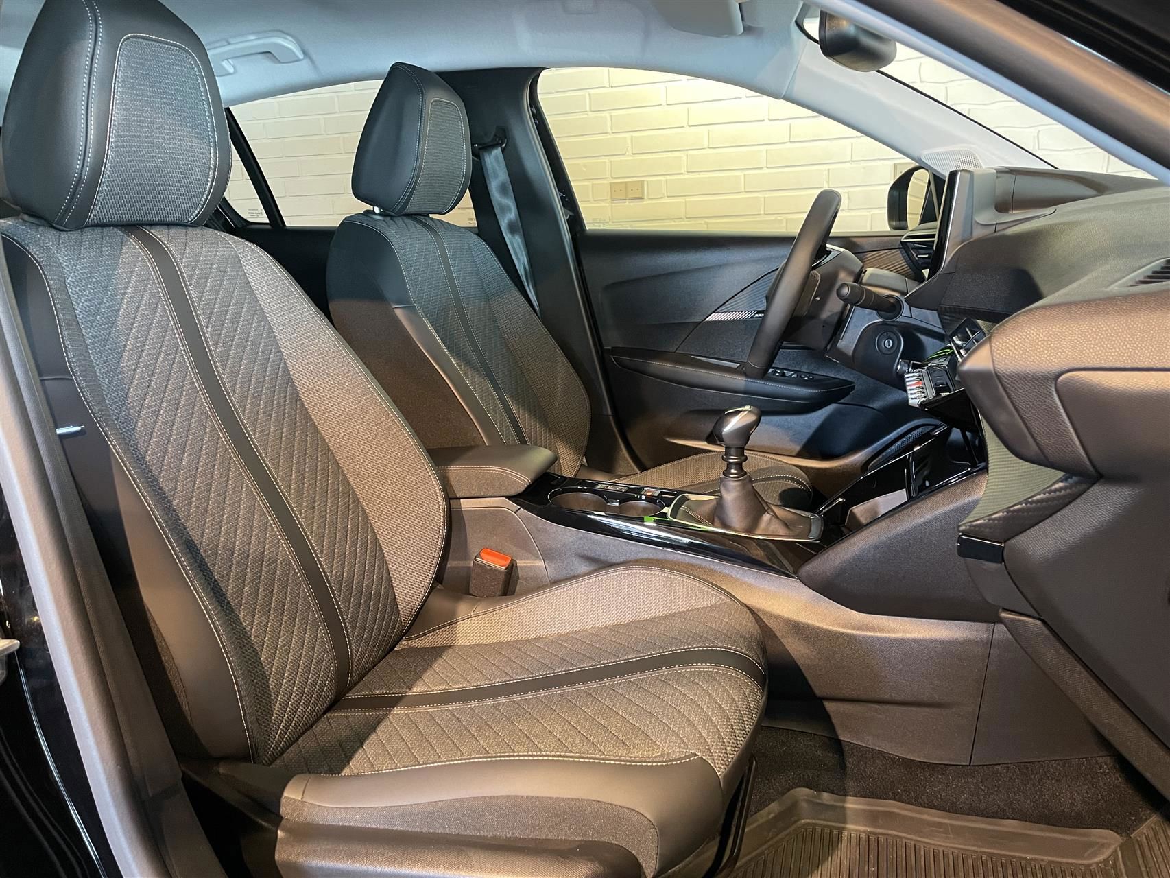 Billede af Peugeot 208 1,2 PureTech Allure+ 100HK 5d 6g