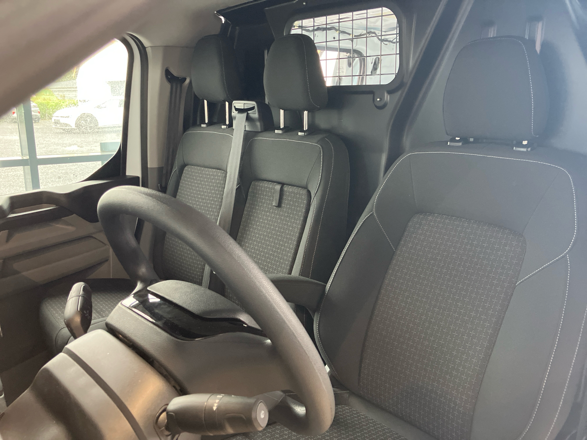 Billede af Ford E-Transit Custom 320 L1H1 EL Trend 136HK Van Aut.