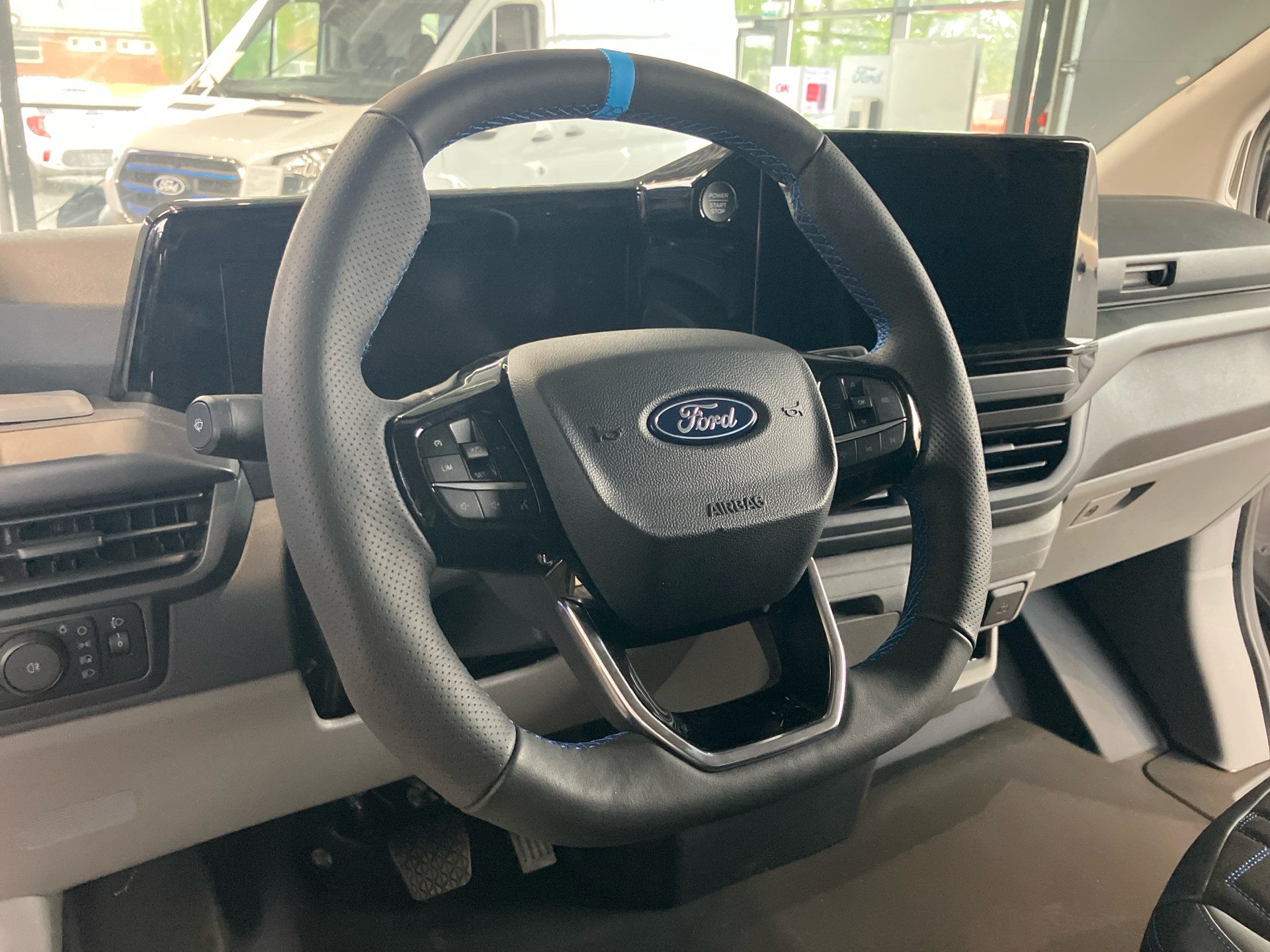 Billede af Ford Transit Custom 300 L1H1 2,0 EcoBlue MS-RT 170HK Van 8g Aut.