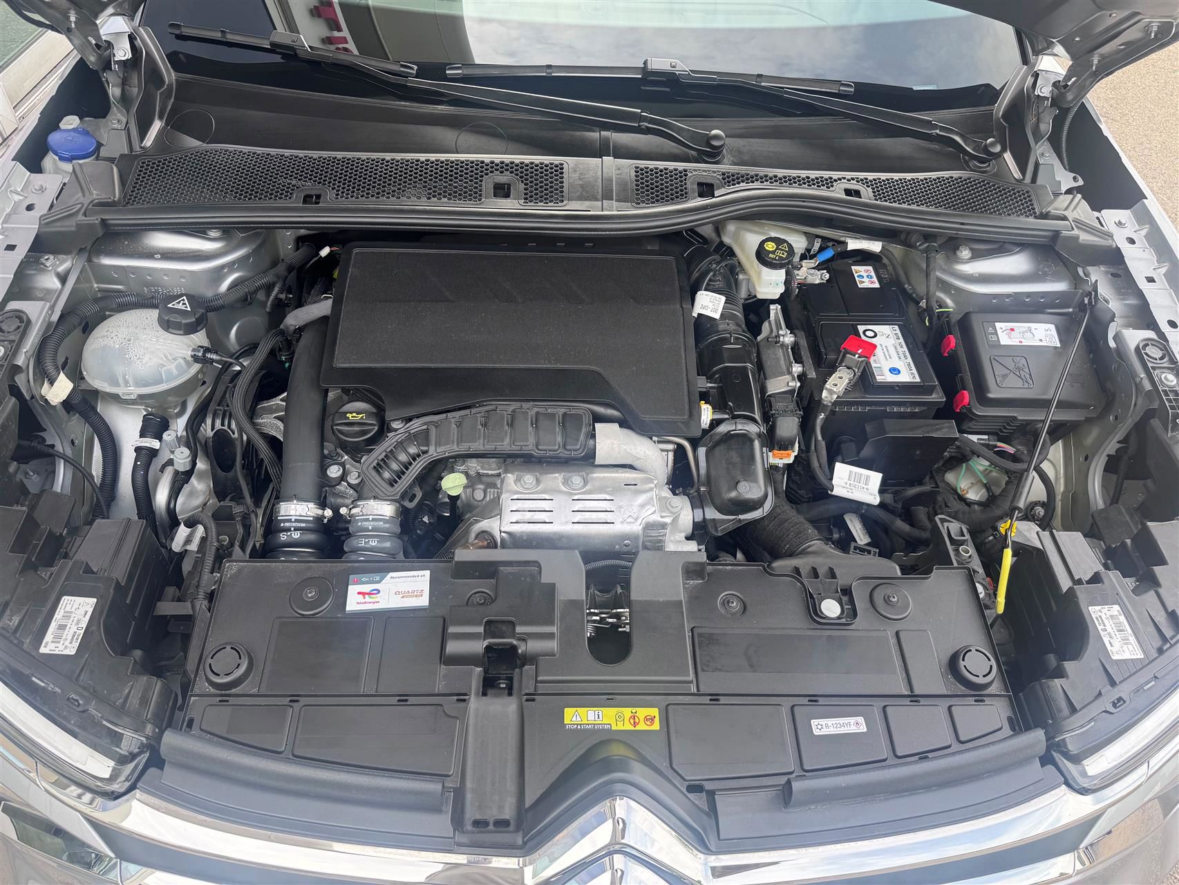 Billede af Citroën C4 1,2 PureTech Chevron Sport EAT8 130HK 5d 8g Aut.
