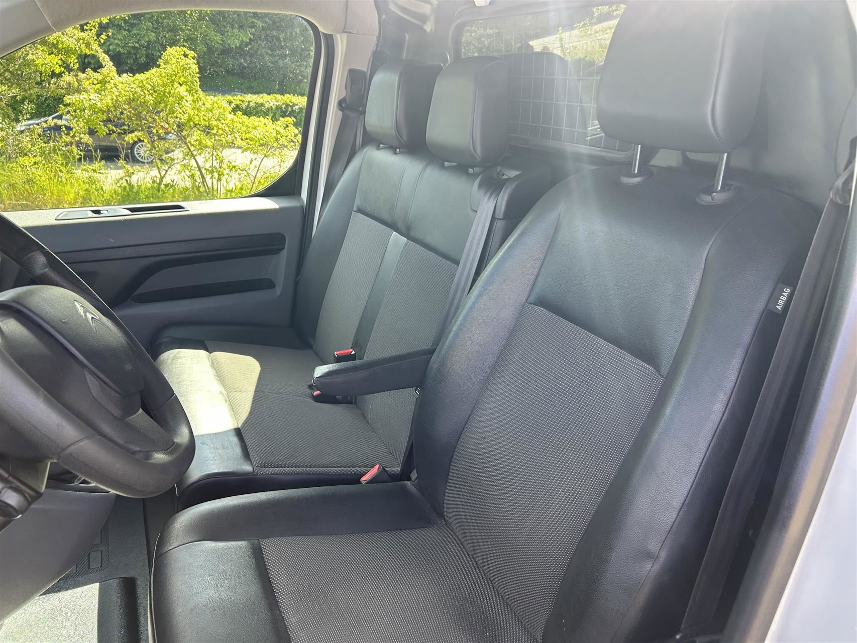 Billede af Citroën Jumpy L2N1 1,6 Blue HDi 115HK Van
