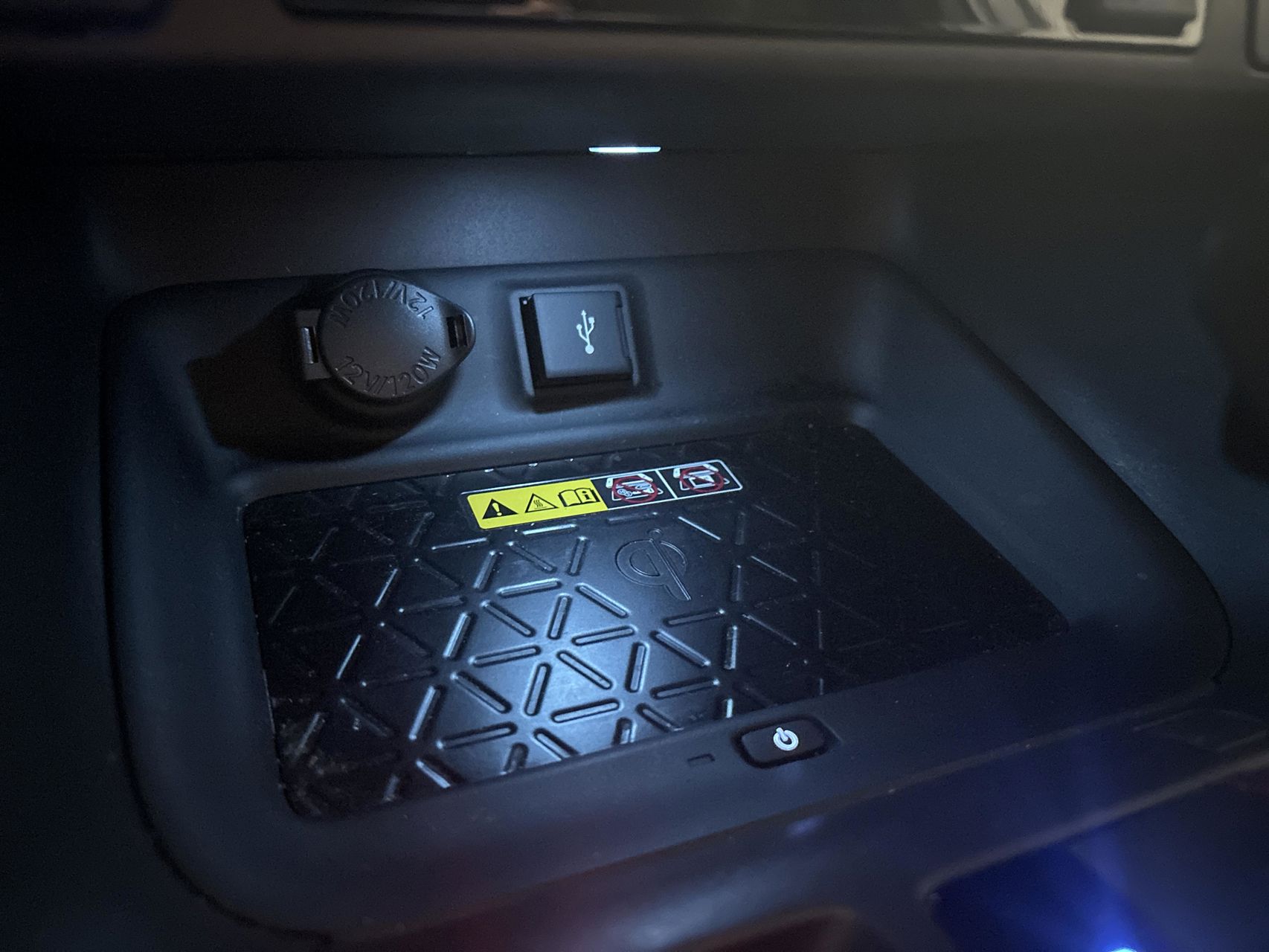 Billede af Toyota RAV4 Plug-in 2,5 Plugin-hybrid Style AWD 306HK 5d 6g Aut.