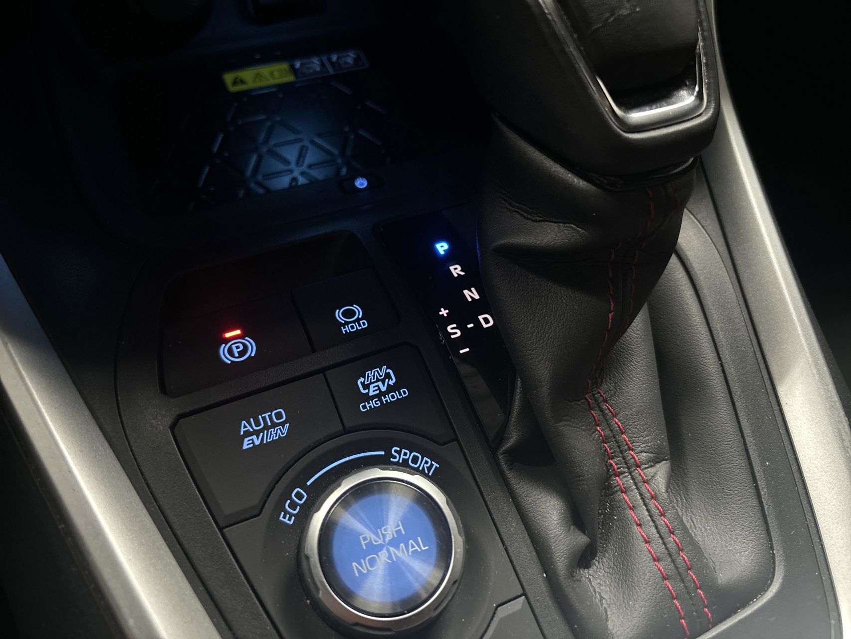 Billede af Toyota RAV4 Plug-in 2,5 Plugin-hybrid Style AWD 306HK 5d 6g Aut.