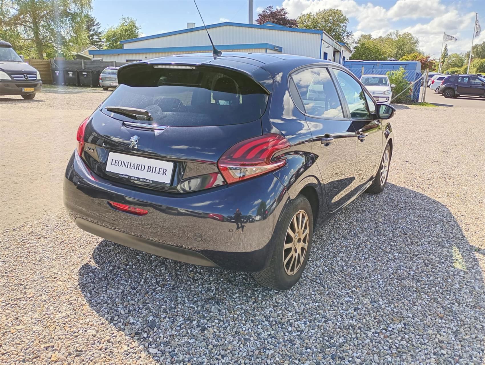 Billede af Peugeot 208 1,5 BlueHDi Signature Sky 100HK 5d