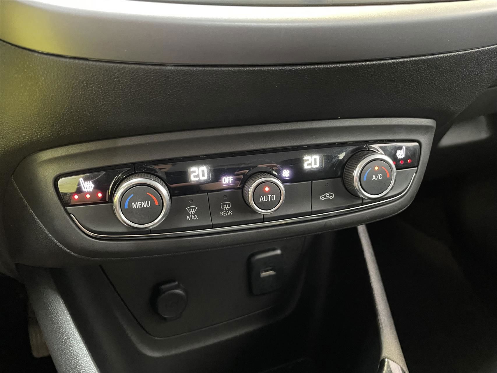 Billede af Opel Crossland X 1,2 Edition+ 83HK 5d