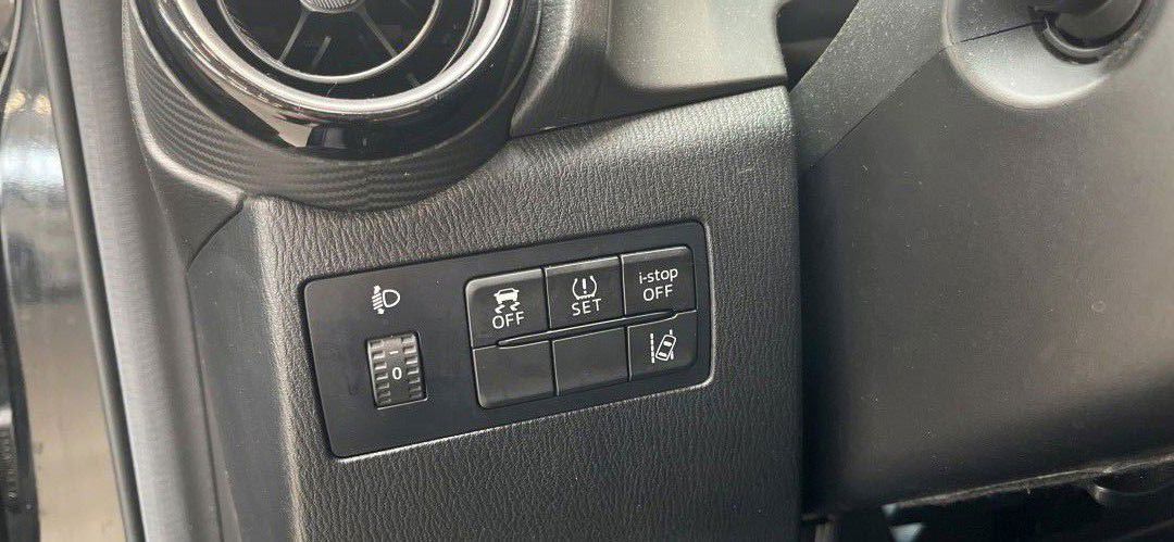 Billede af Mazda 2 1,5 Vision 90HK 5d