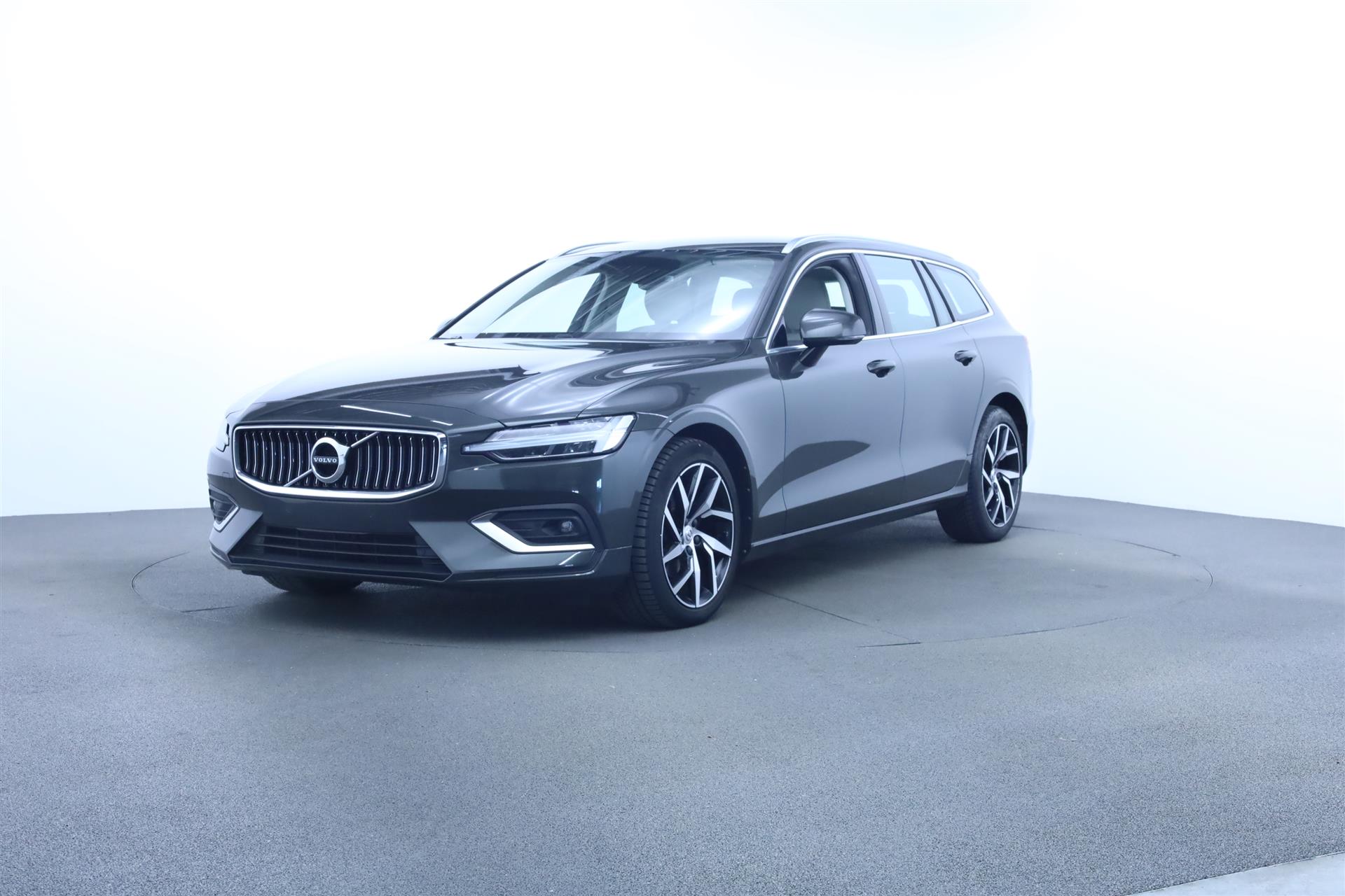 Billede af Volvo V60 2,0 B4  Mild hybrid Inscription 197HK Stc 8g Aut.