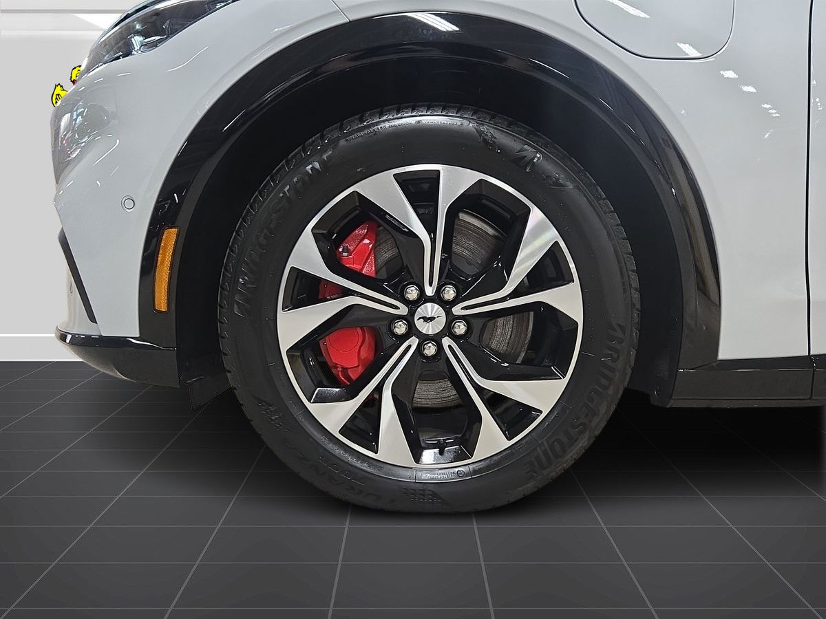 Billede af Ford Mustang Mach-E EL UR Premium AWD 351HK 5d Aut.