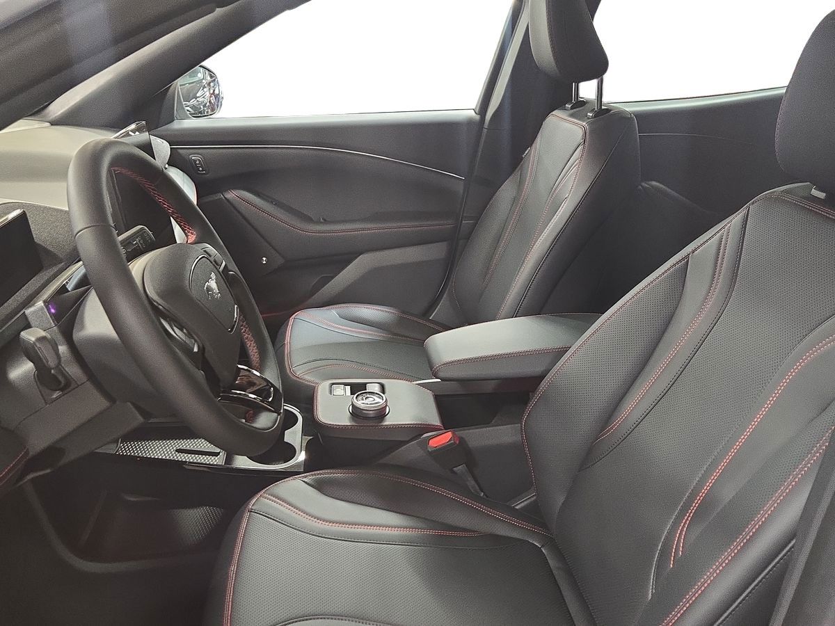 Billede af Ford Mustang Mach-E EL UR Premium AWD 351HK 5d Aut.