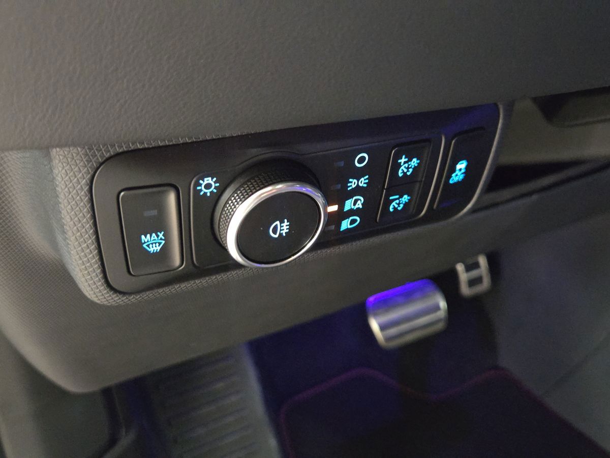 Billede af Ford Mustang Mach-E EL UR Premium AWD 351HK 5d Aut.