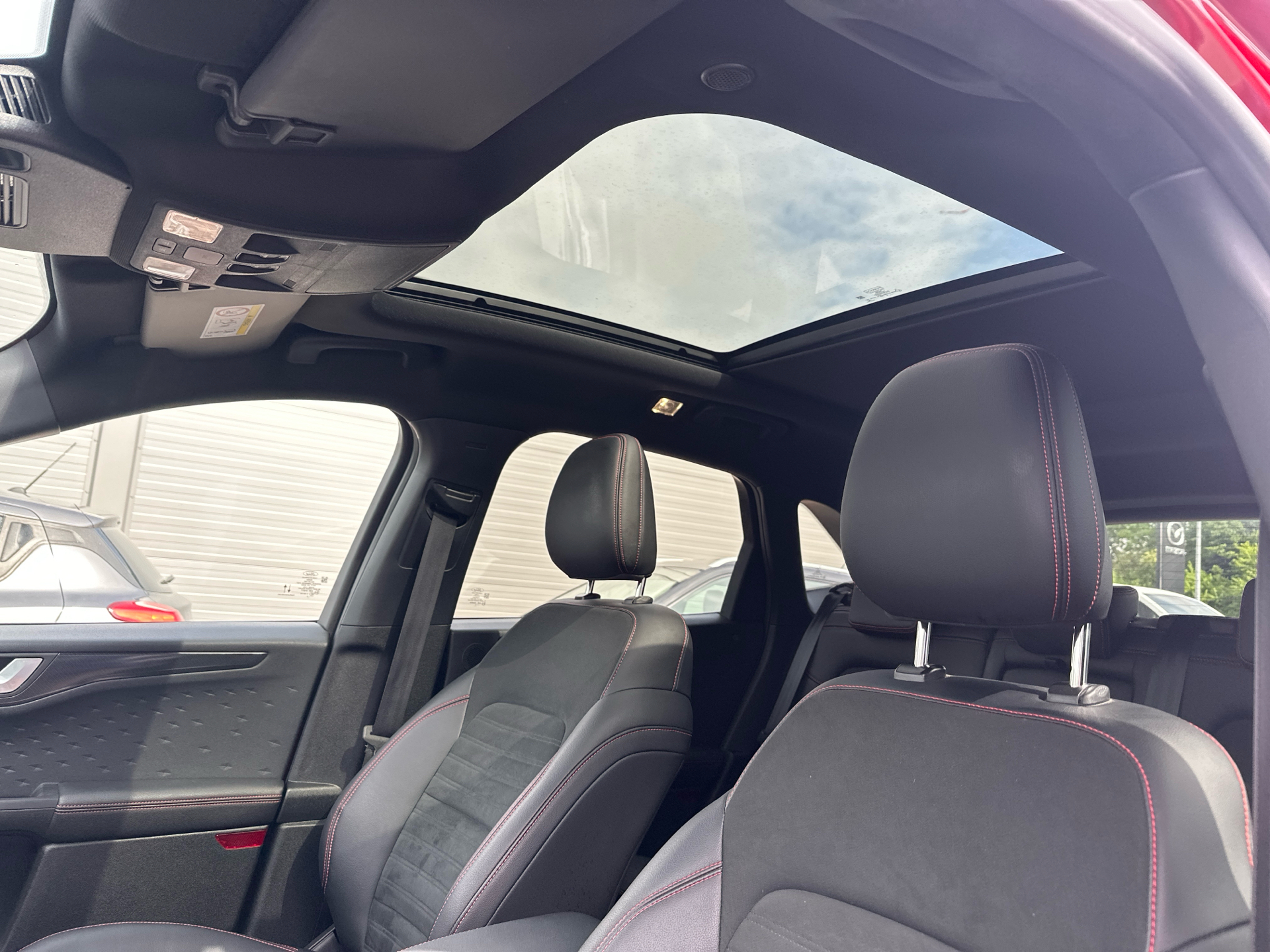 Billede af Ford Kuga 2,5 Plugin-hybrid ST-Line X CVT 225HK 5d Trinl. Gear
