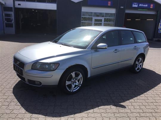 Volvo V50 1,8 Momentum 125HK Stc