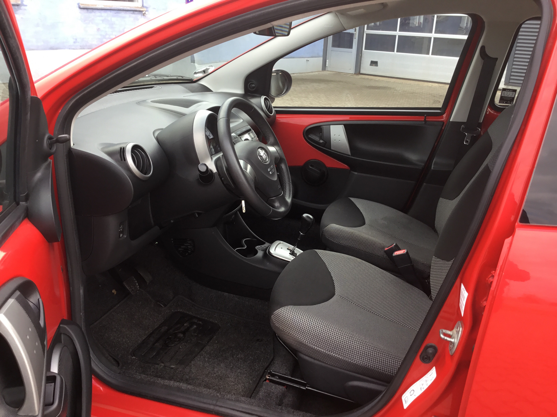 Billede af Toyota Aygo 1,0 VVT-I T2 Air MMT 68HK 5d Aut.