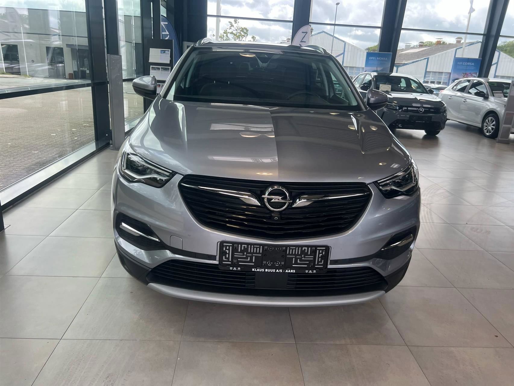 Billede af Opel Grandland X 1,6 PHEV  Plugin-hybrid Ultimate 225HK 5d 8g Aut.