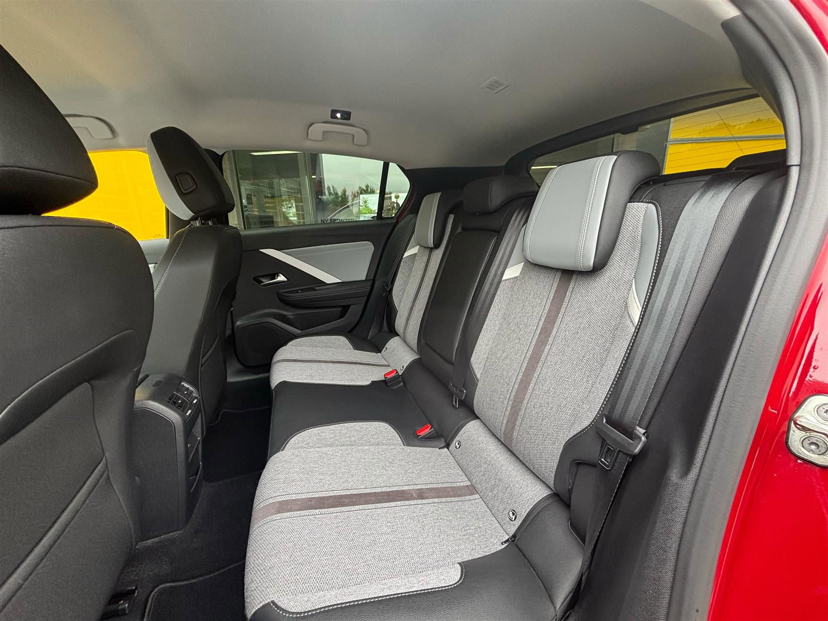 Billede af Opel Astra 1,2 PureTech Elegance 130HK 5d 8g Aut.