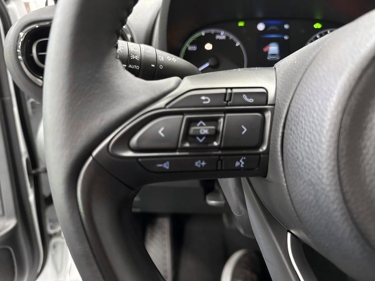 Billede af Mazda 2 1,5 VVT-I  Hybrid Centre-Line CVT 116HK 5d Trinl. Gear