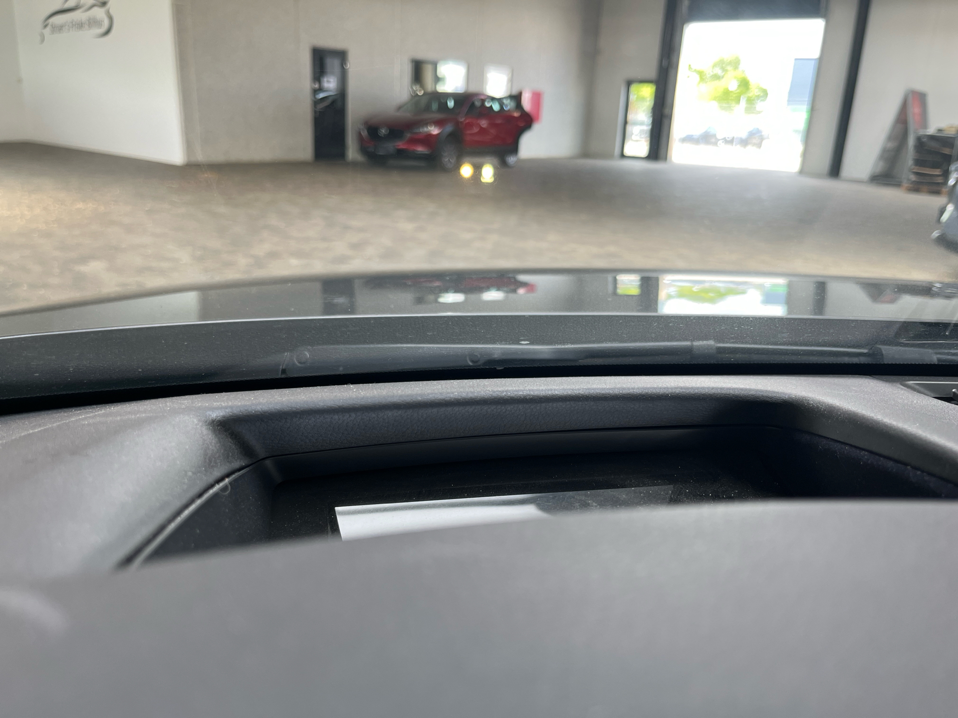 Billede af Mazda 3 2,0 Skyactiv-G  Mild hybrid Cosmo 122HK 6g Aut.