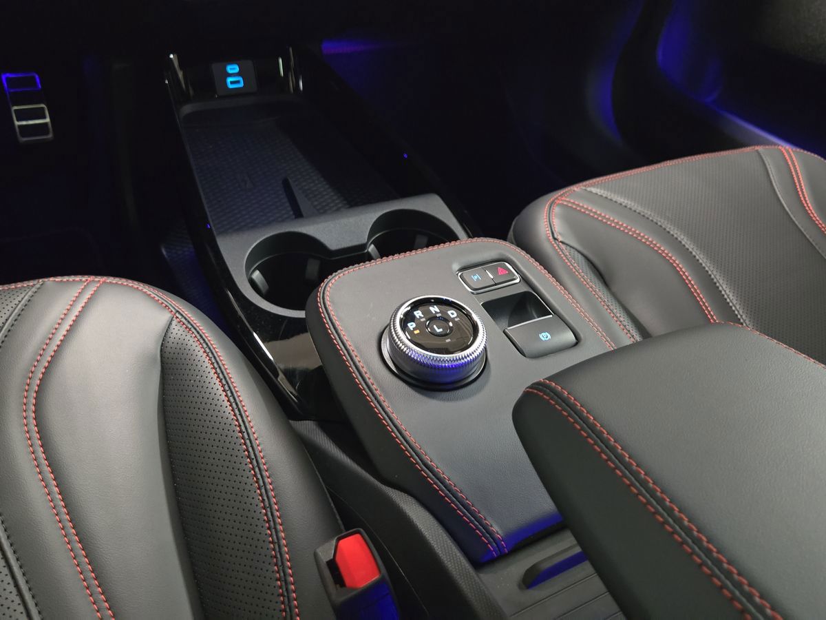 Billede af Ford Mustang Mach-E EL UR Premium AWD 351HK 5d Aut.