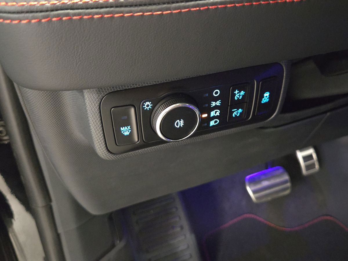 Billede af Ford Mustang Mach-E EL UR Premium AWD 351HK 5d Aut.