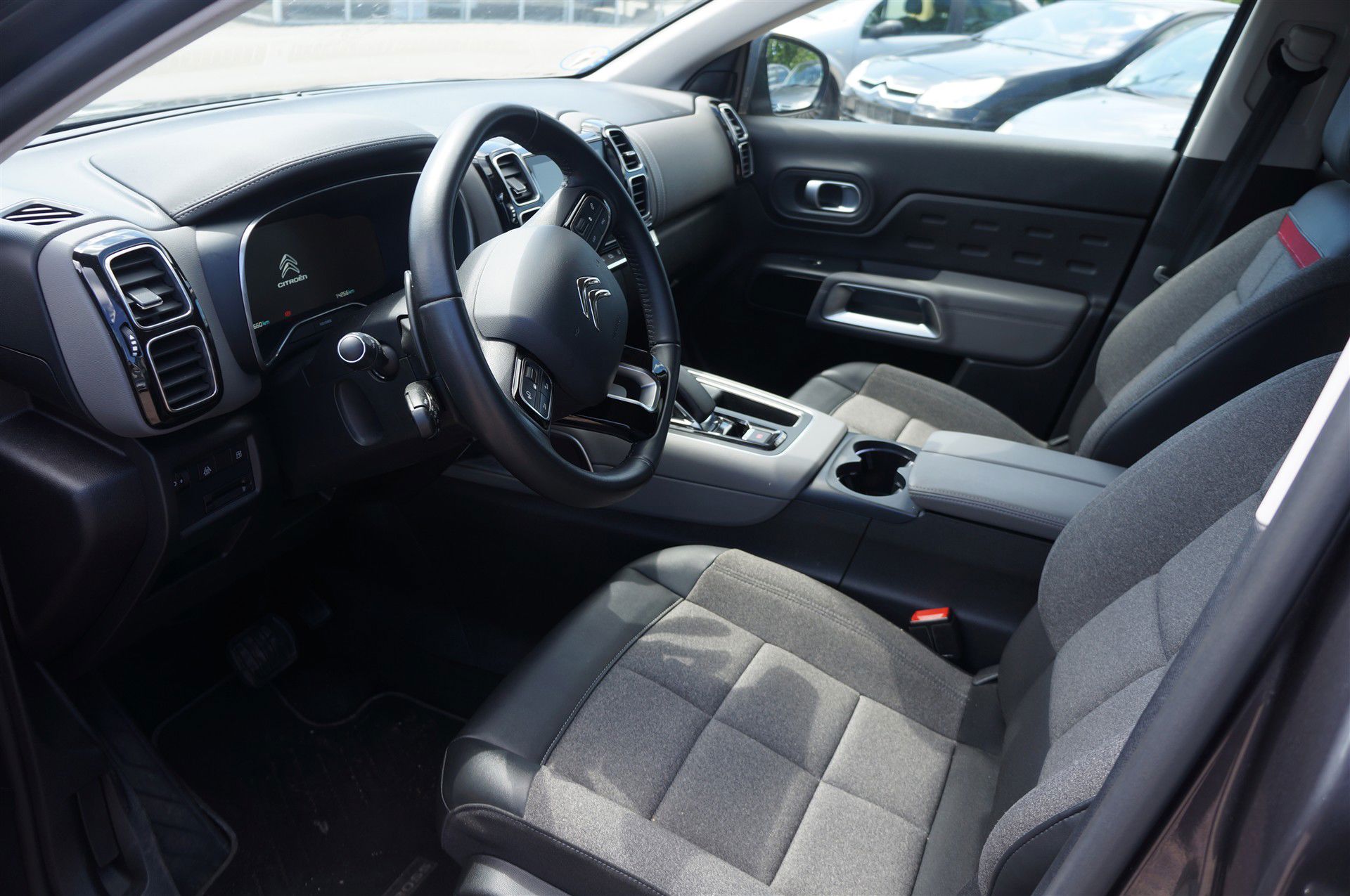 Billede af Citroën C5 Aircross 1,6 Plugin-hybrid Feel Ltd. EAT8 225HK 5d 8g Aut.