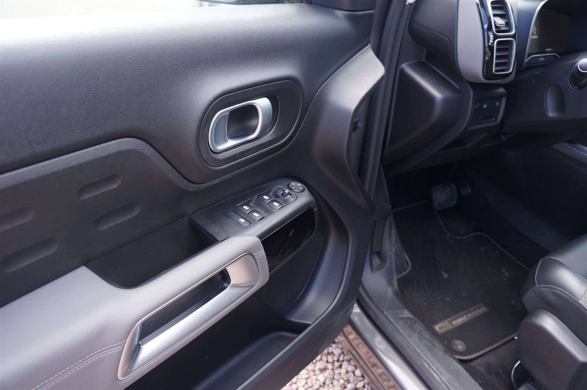 Billede af Citroën C5 Aircross 1,6 Plugin-hybrid Feel Ltd. EAT8 225HK 5d 8g Aut.