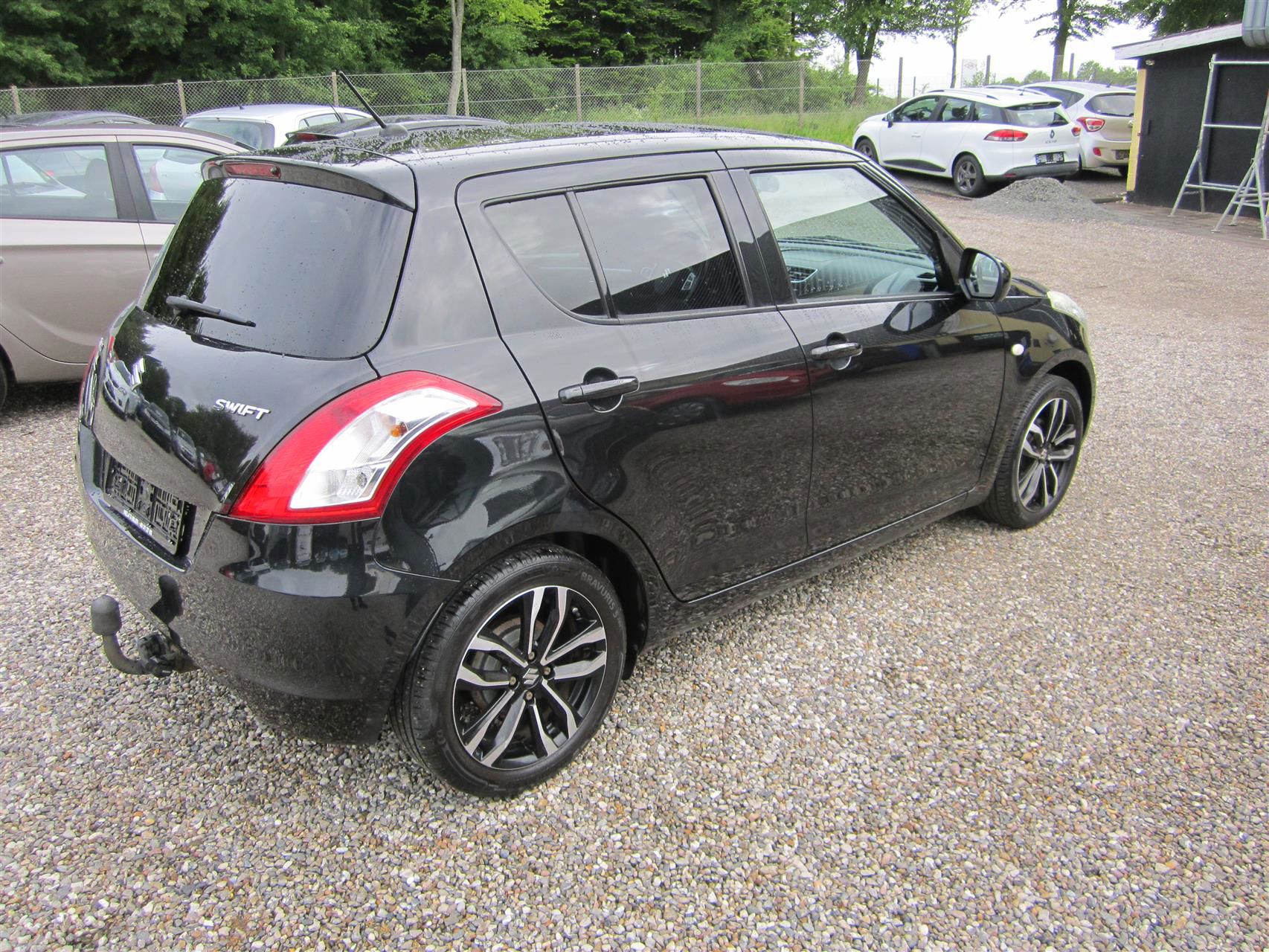 Billede af Suzuki Swift 1,2 Dualjet 16V Style 90HK 5d