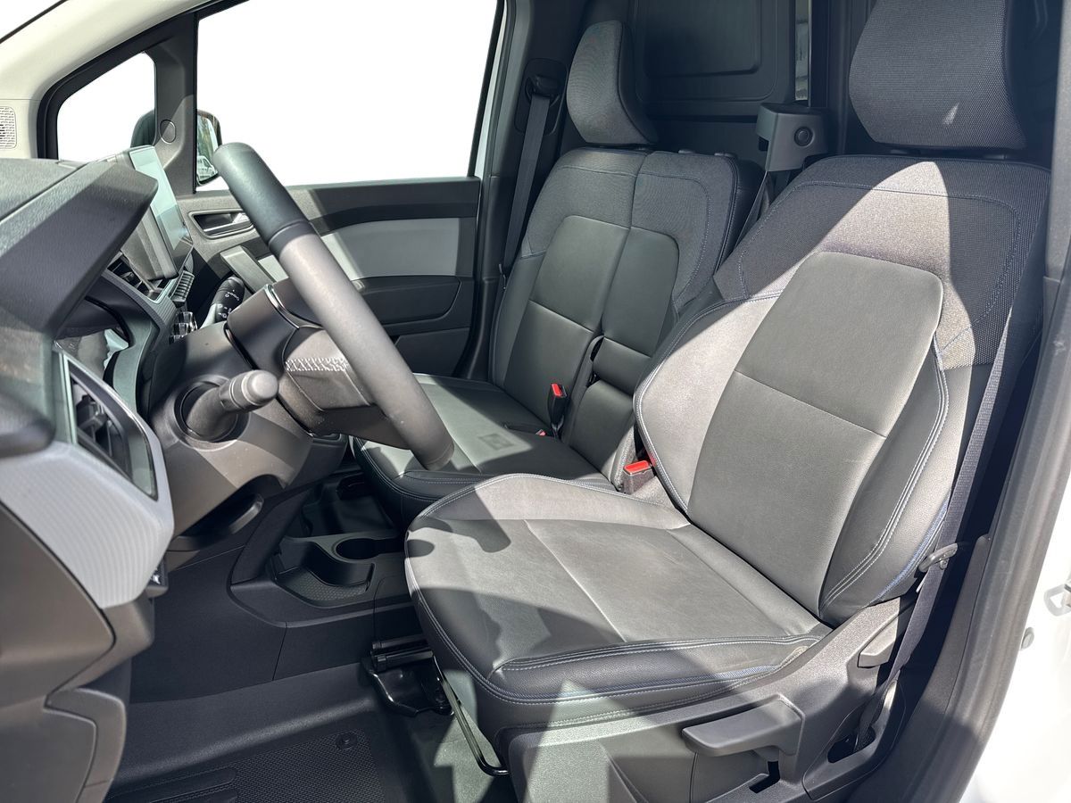 Billede af Nissan Townstar L2 3 Sæder EL N-Connecta 122HK Van Aut.