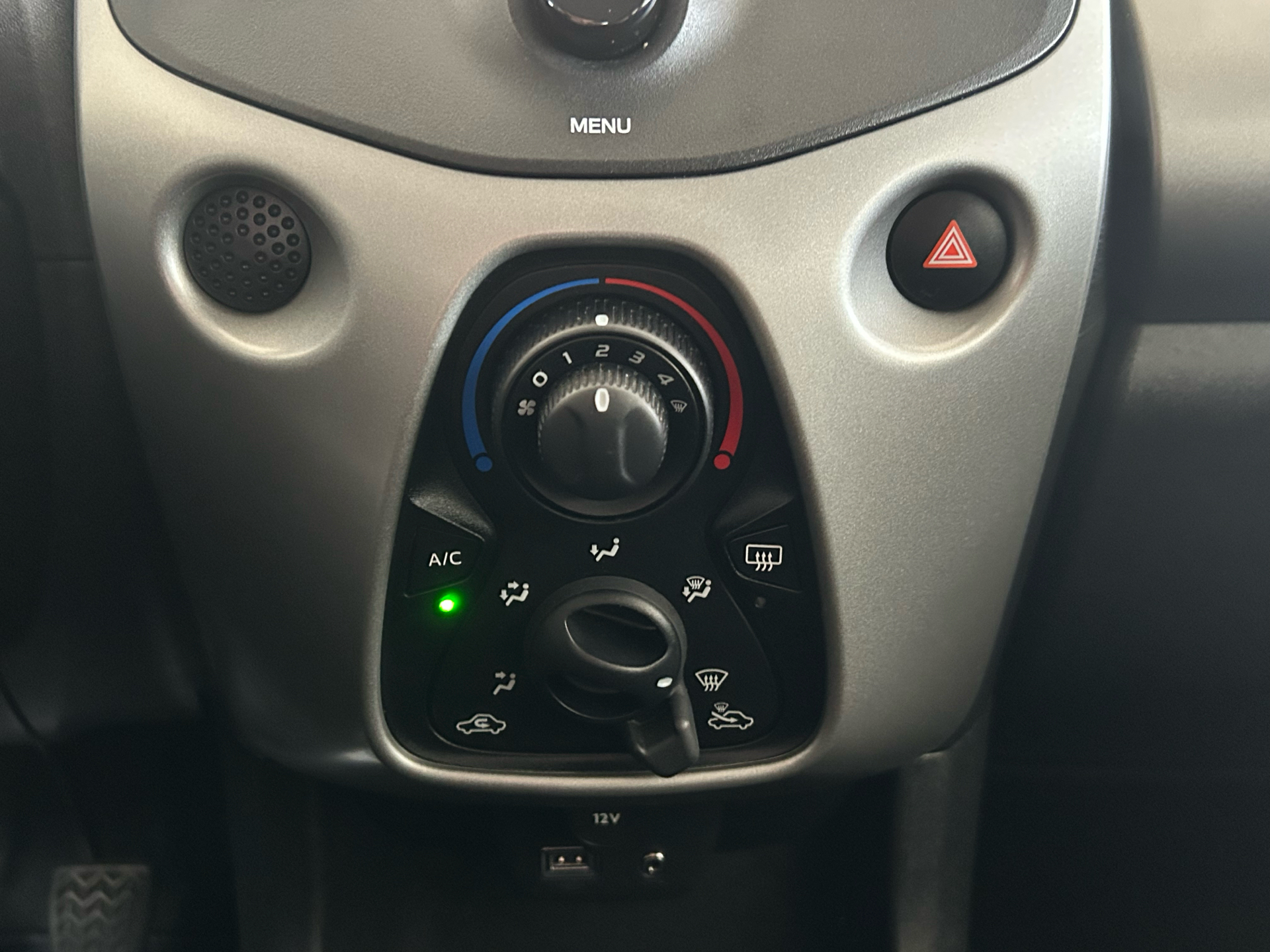 Billede af Citroën C1 1,0 VTi Scoop start/stop 68HK 5d