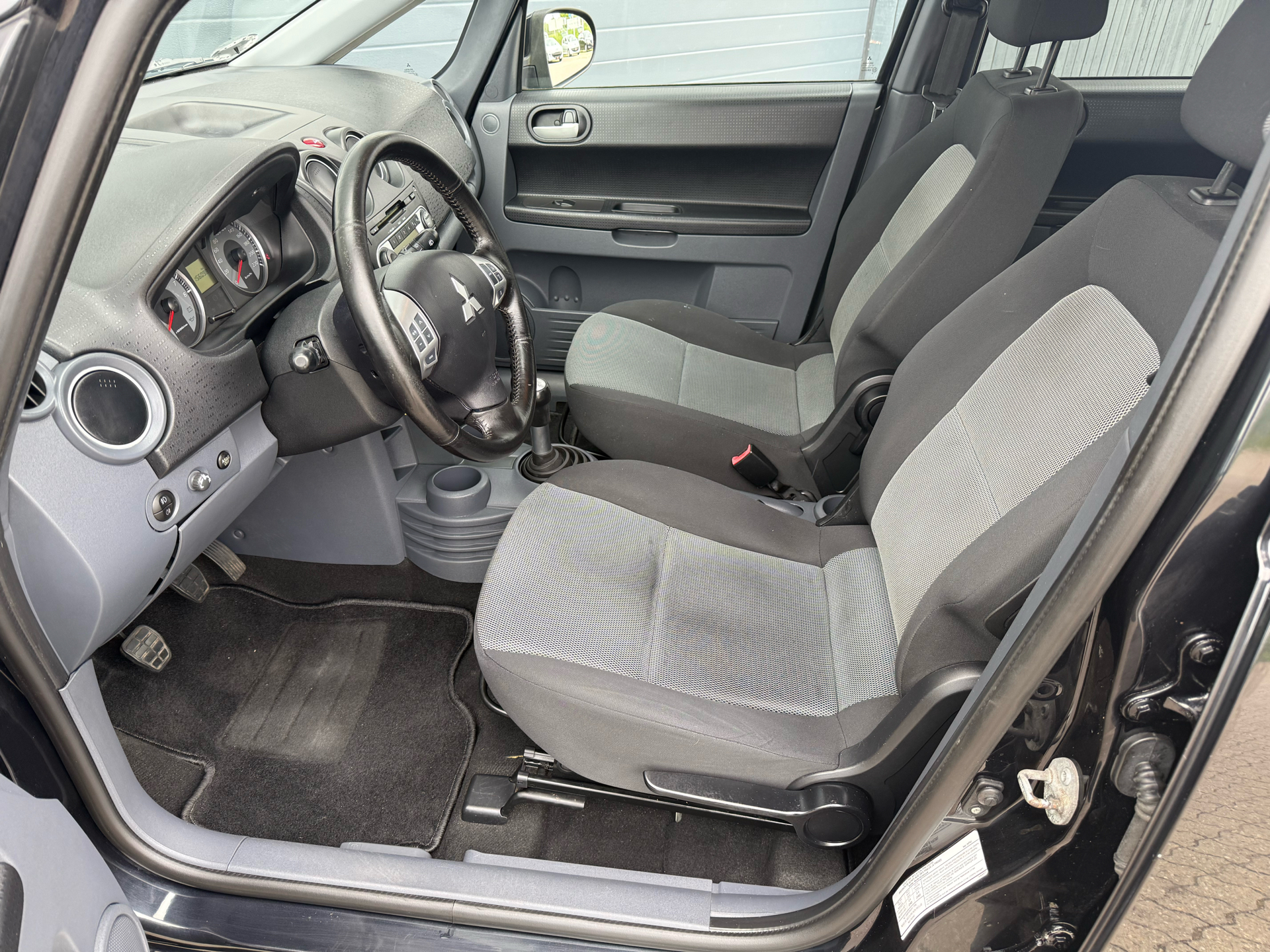 Billede af Mitsubishi Colt 1,3 ClearT Elegance CP 95HK 5d