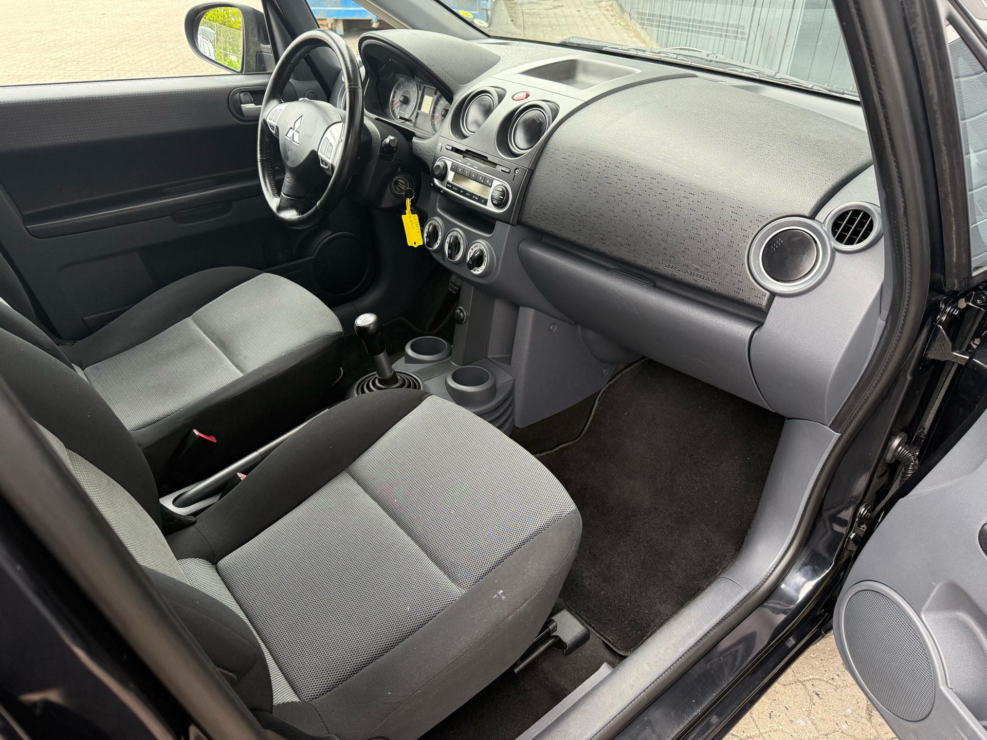 Billede af Mitsubishi Colt 1,3 ClearT Elegance CP 95HK 5d