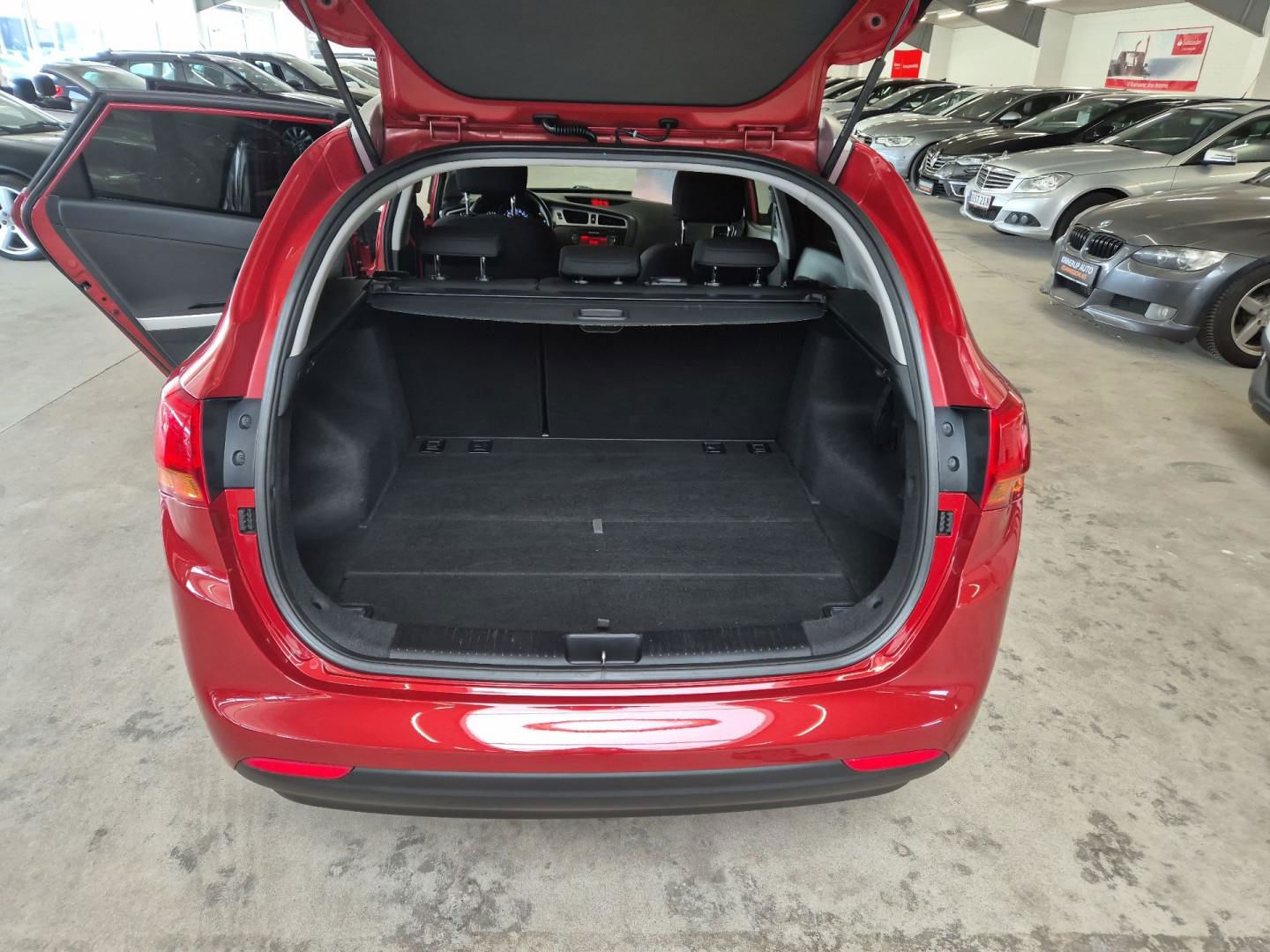 Billede af Kia Ceed SW 1,4 CVVT Style 100HK Stc 6g
