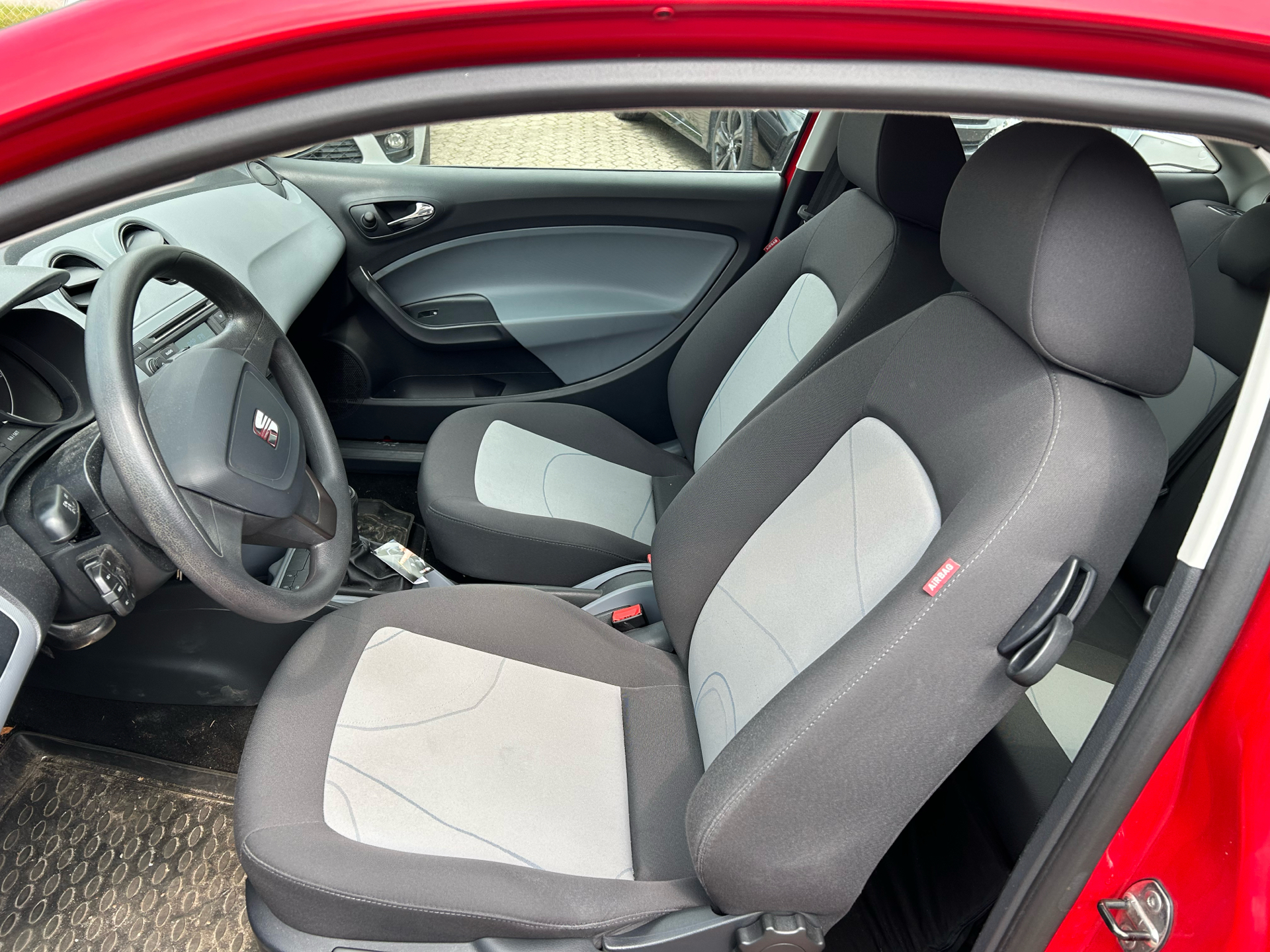 Billede af Seat Ibiza 1,2 MPI Essence 60HK 3d