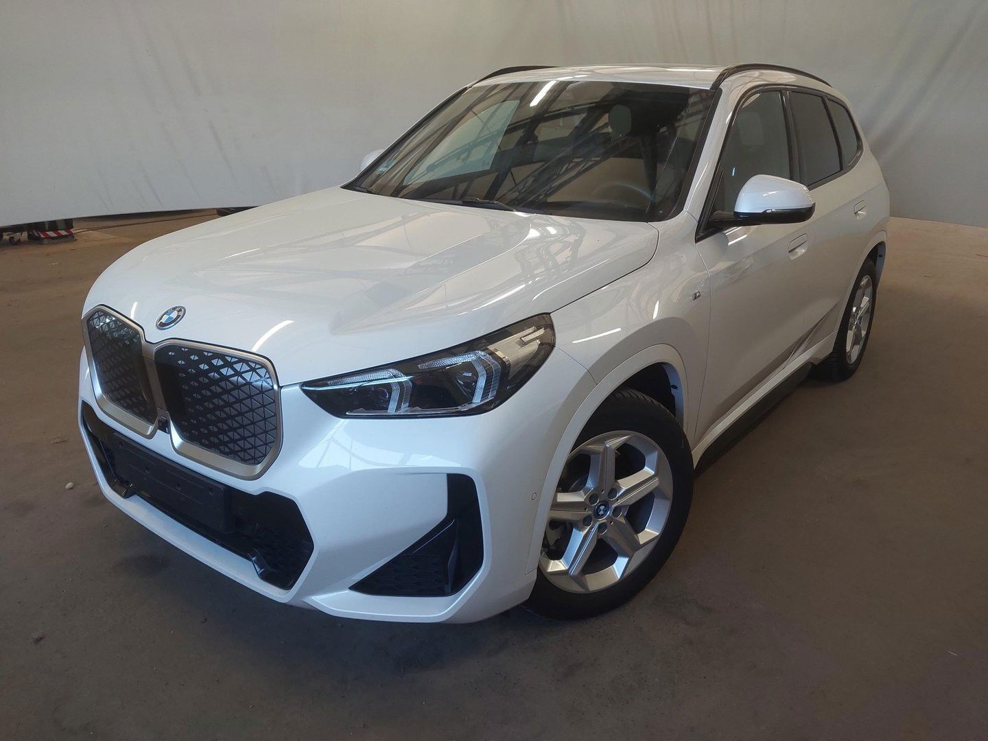 Billede af BMW iX1 xDrive30 Fully Charged M-Sport 313HK 5d Aut. 
