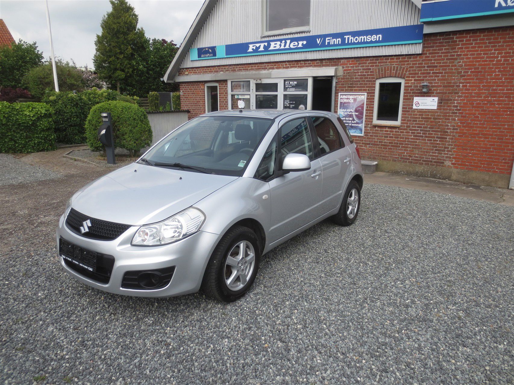 Billede af Suzuki SX4 1,6 16V GL A/C 120HK 5d