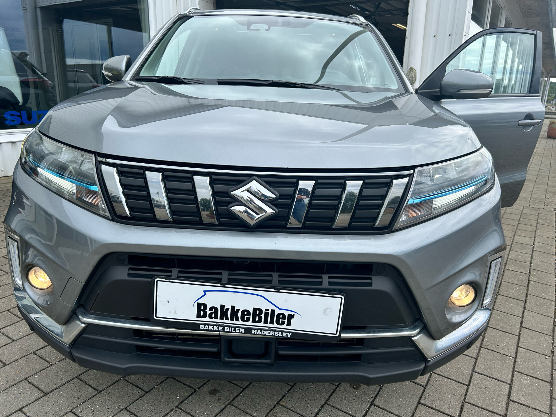 Billede af Suzuki Vitara 1,4 Boosterjet  Mild hybrid Adventure AllGrip 129HK 5d 6g