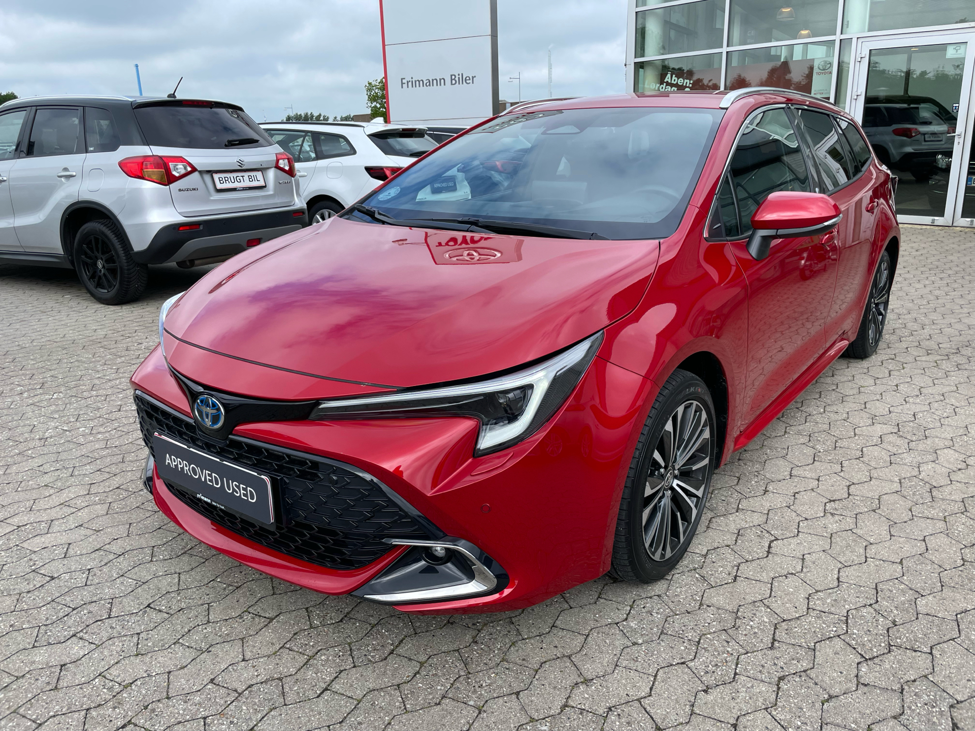 Billede af Toyota Corolla Touring Sports 1,8 Hybrid Style E-CVT 140HK Stc Trinl. Gear