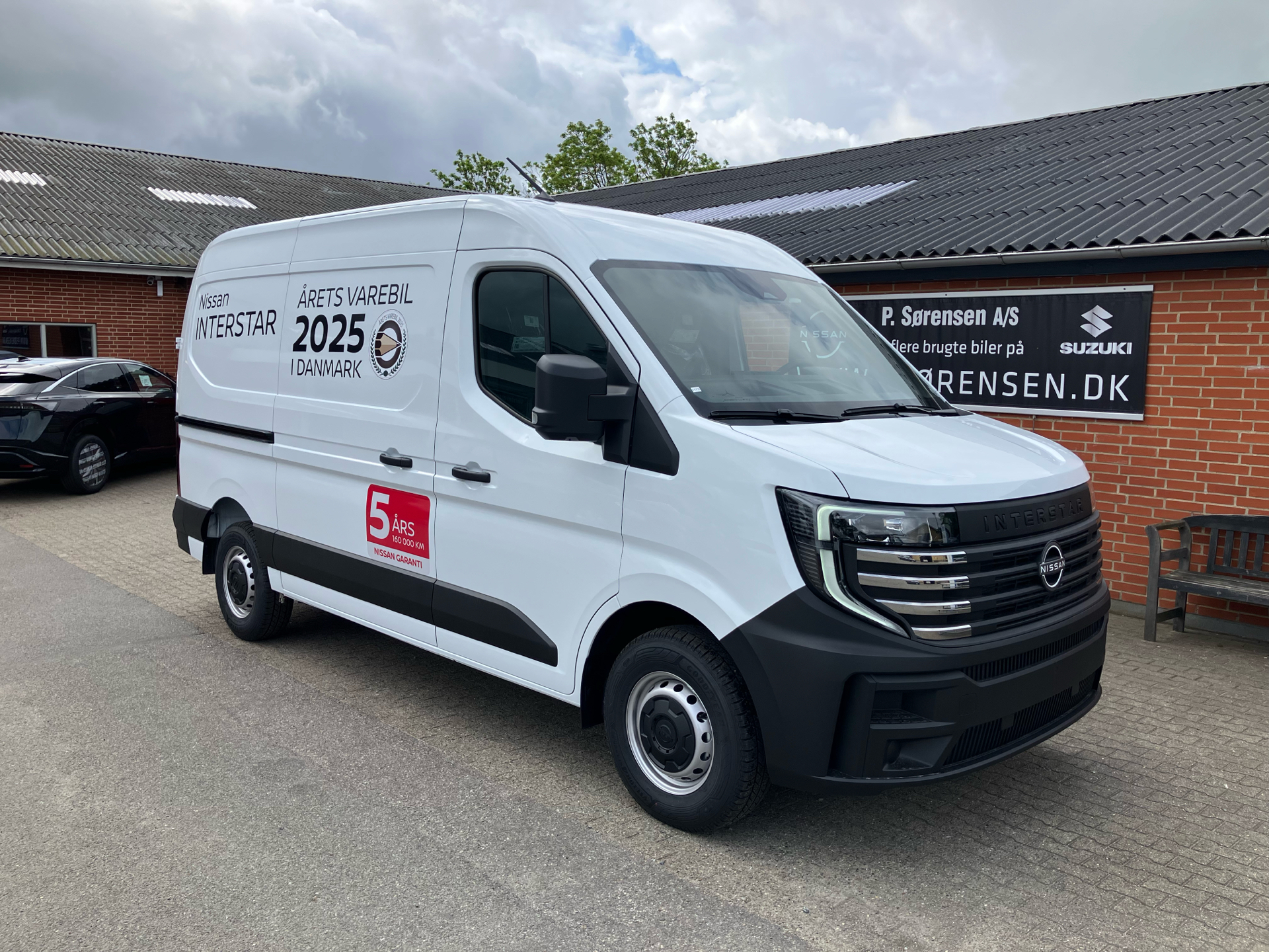 Billede af Nissan Interstar L2H2 2,0 DCi N-Connecta 150HK Van 6g