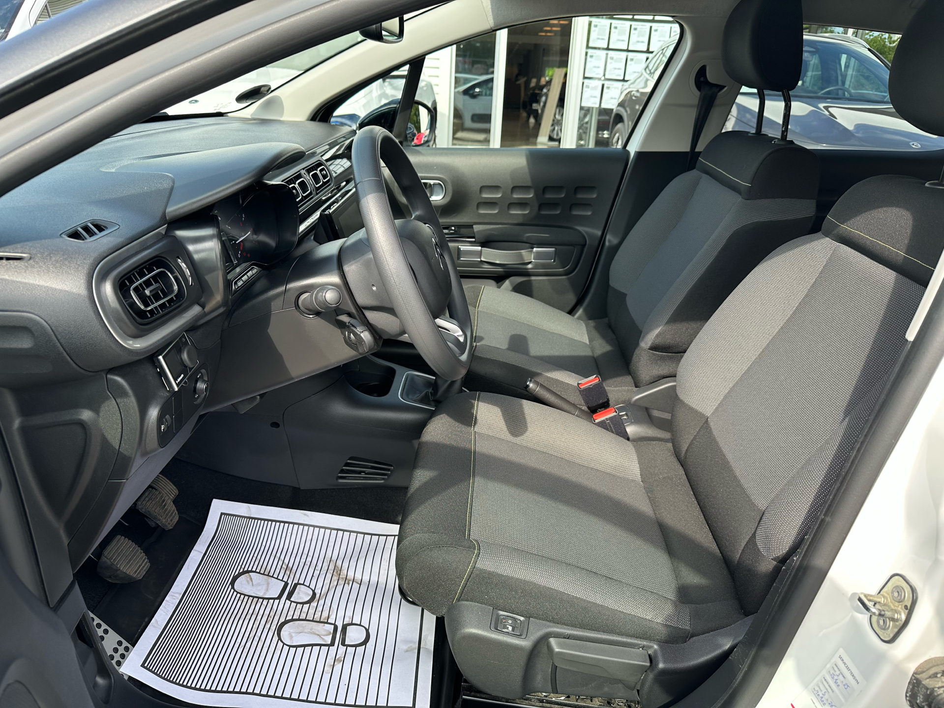Billede af Citroën C3 1,2 PureTech Shine 83HK 5d