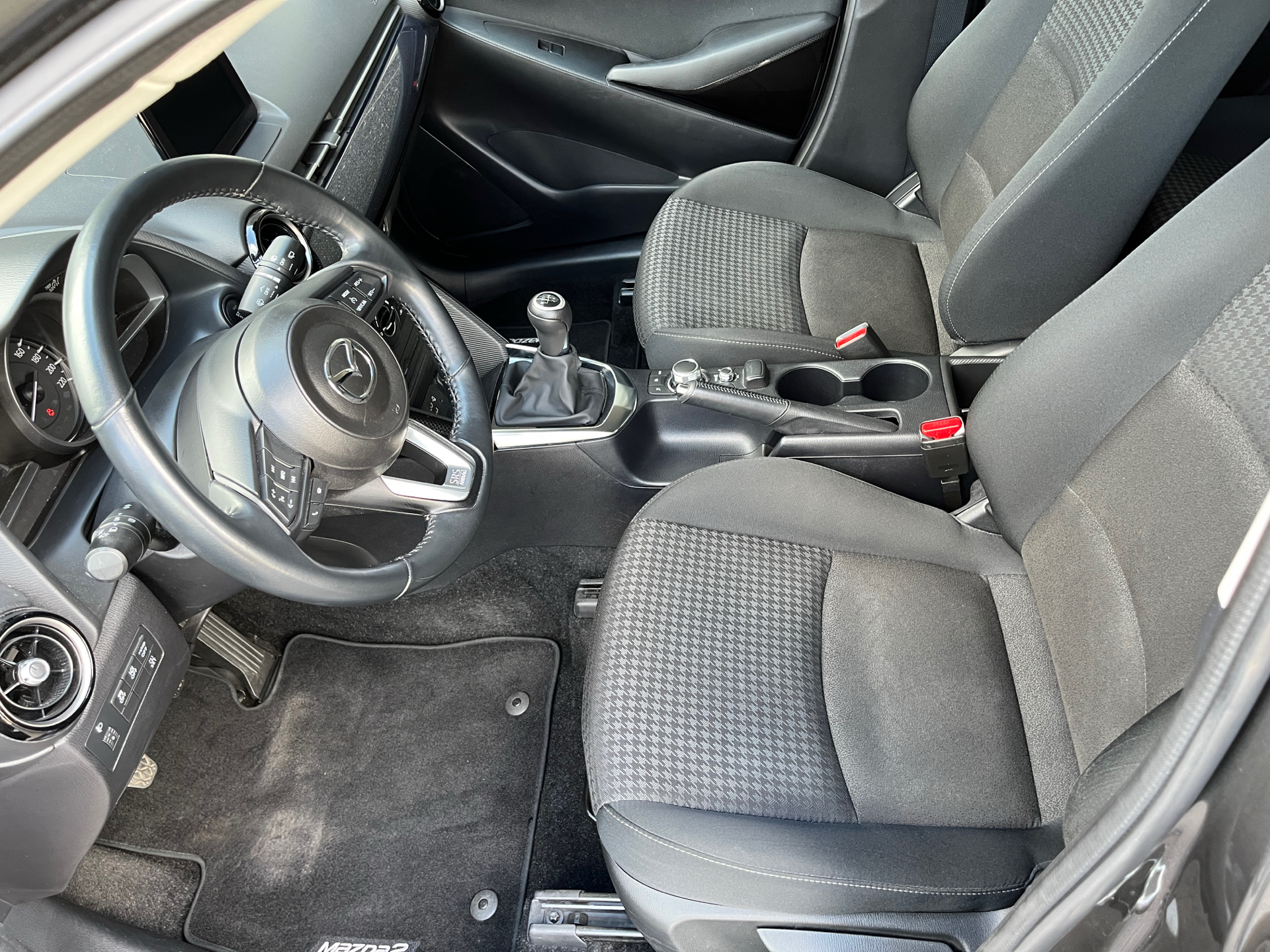 Billede af Mazda 2 1,5 Skyactiv-G Niseko 90HK 5d
