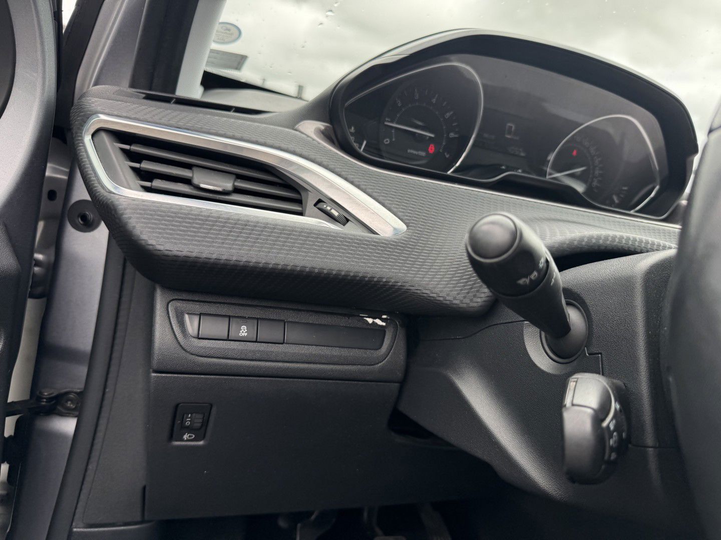 Billede af Peugeot 2008 1,2 VTi Active 82HK