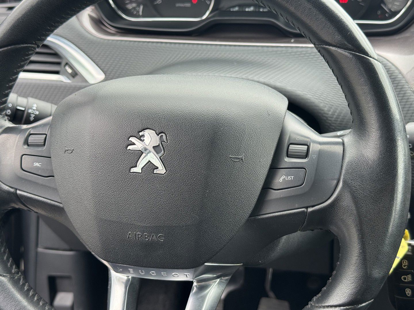 Billede af Peugeot 2008 1,2 VTi Active 82HK