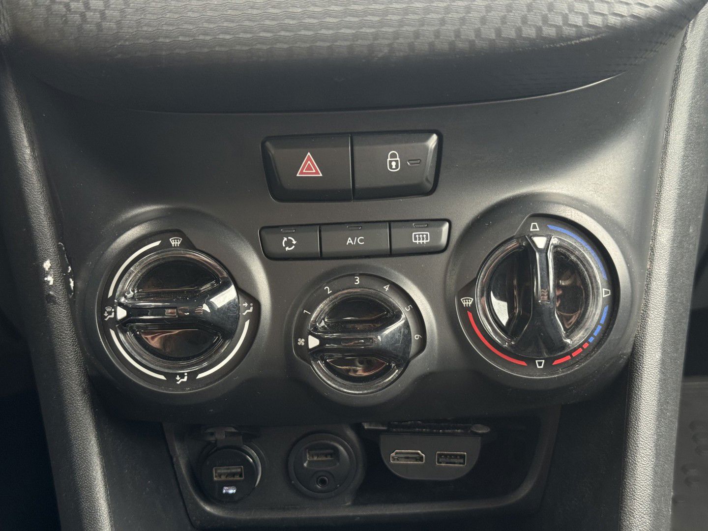 Billede af Peugeot 2008 1,2 VTi Active 82HK
