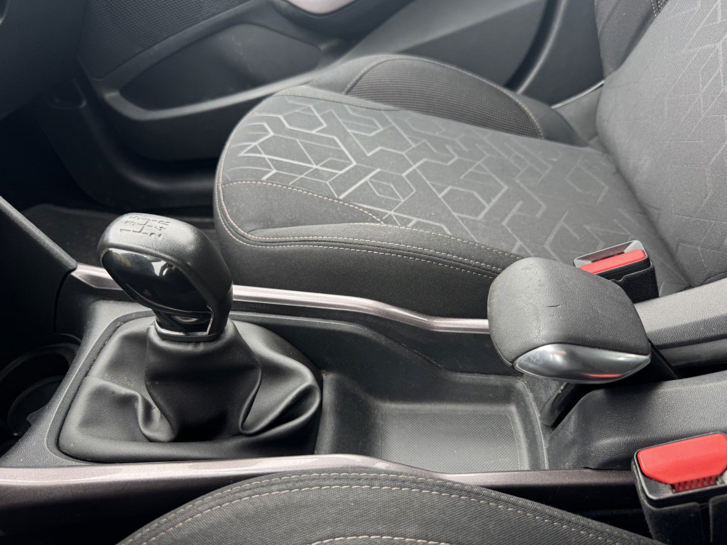 Billede af Peugeot 2008 1,2 VTi Active 82HK