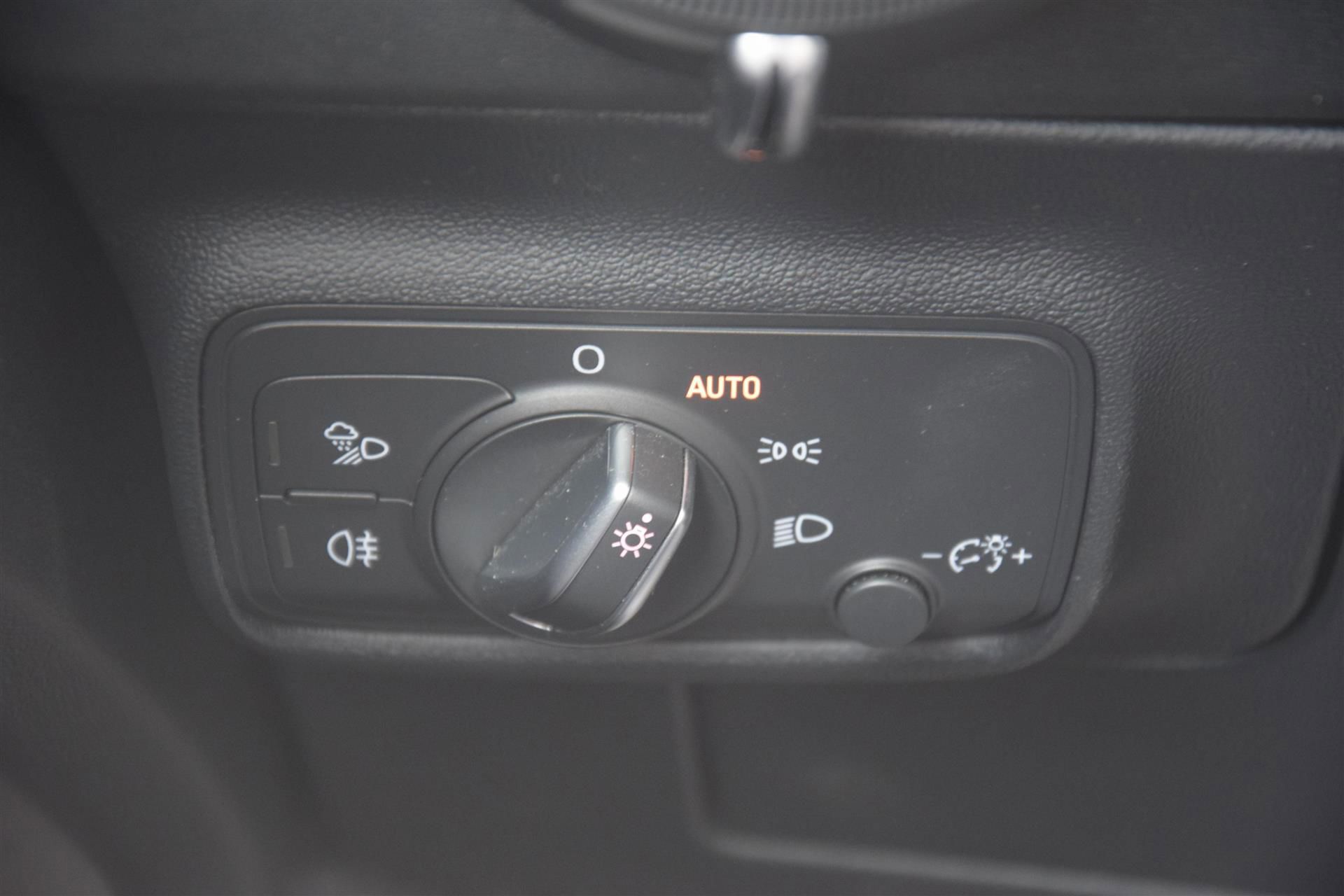 Billede af Audi TT 1,8 TFSI S Tronic 180HK 2d 7g Aut.