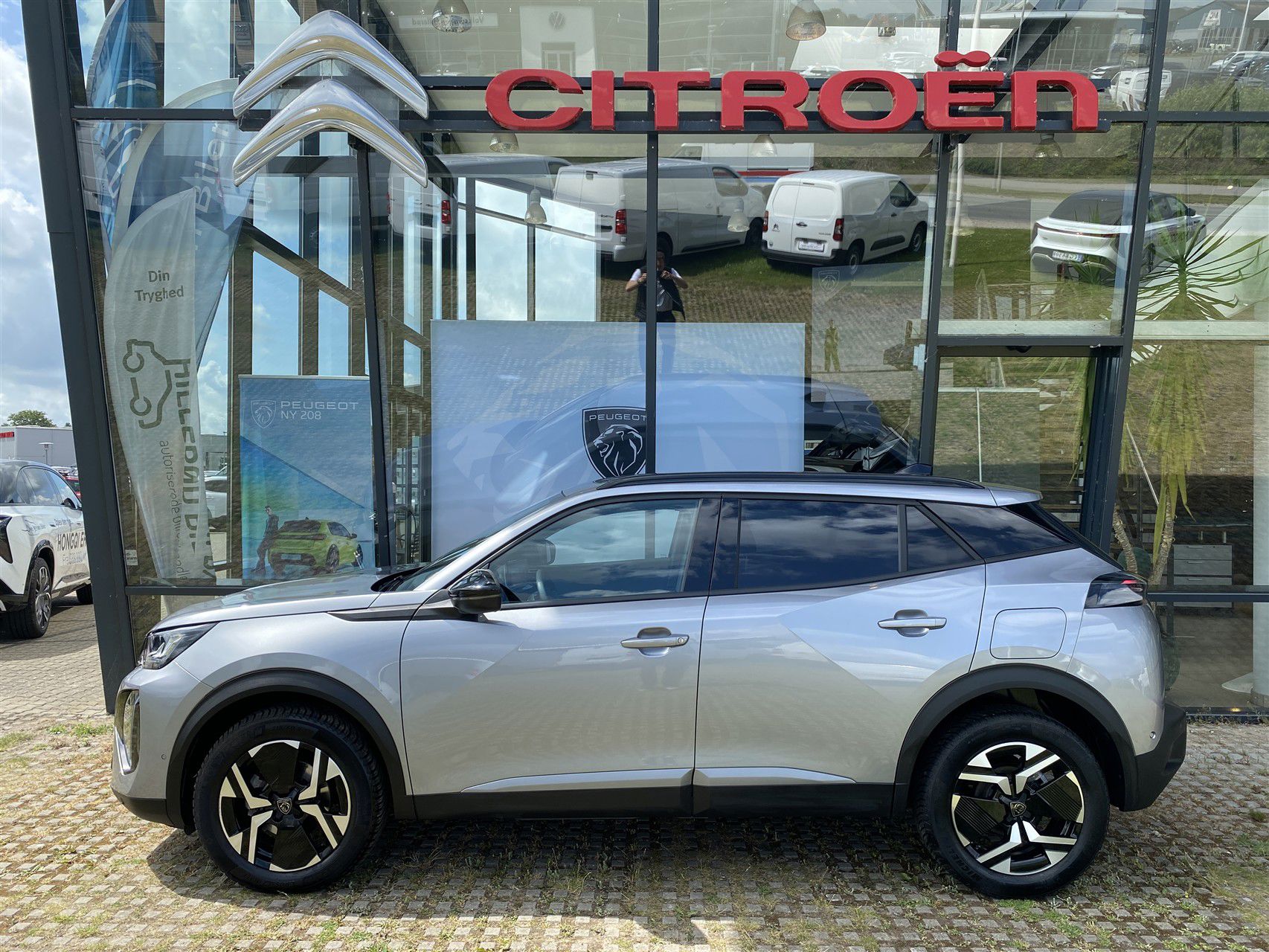 Billede af Peugeot 2008 1,2 PureTech Allure EAT8 130HK 5d 8g Aut.